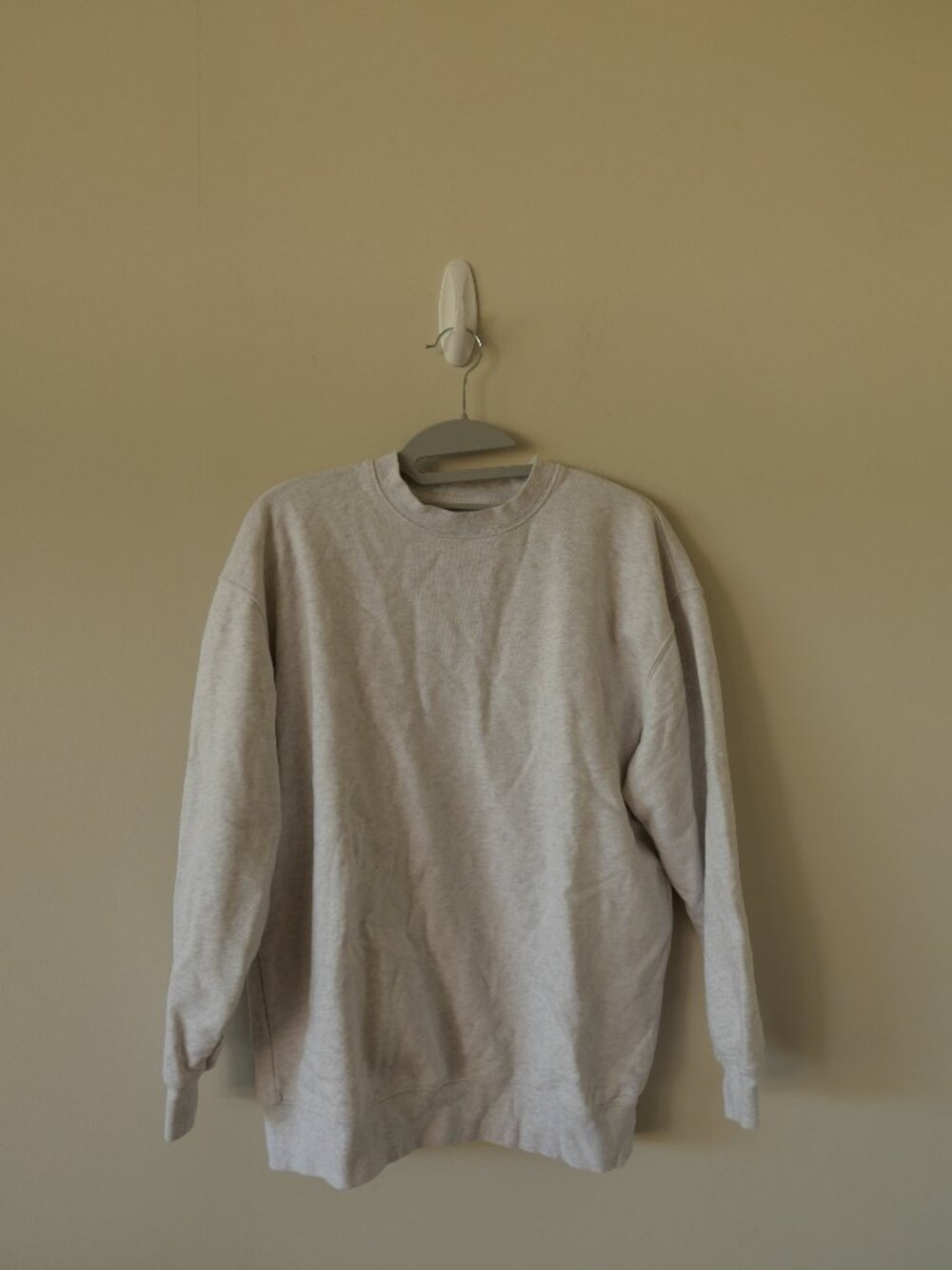 Aritzia Community Crewneck Sweatshirt Size 1